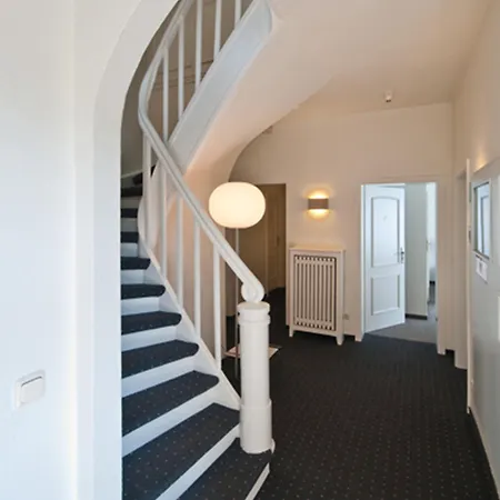 Am Oppspring מלון