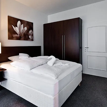 Am Oppspring מלון